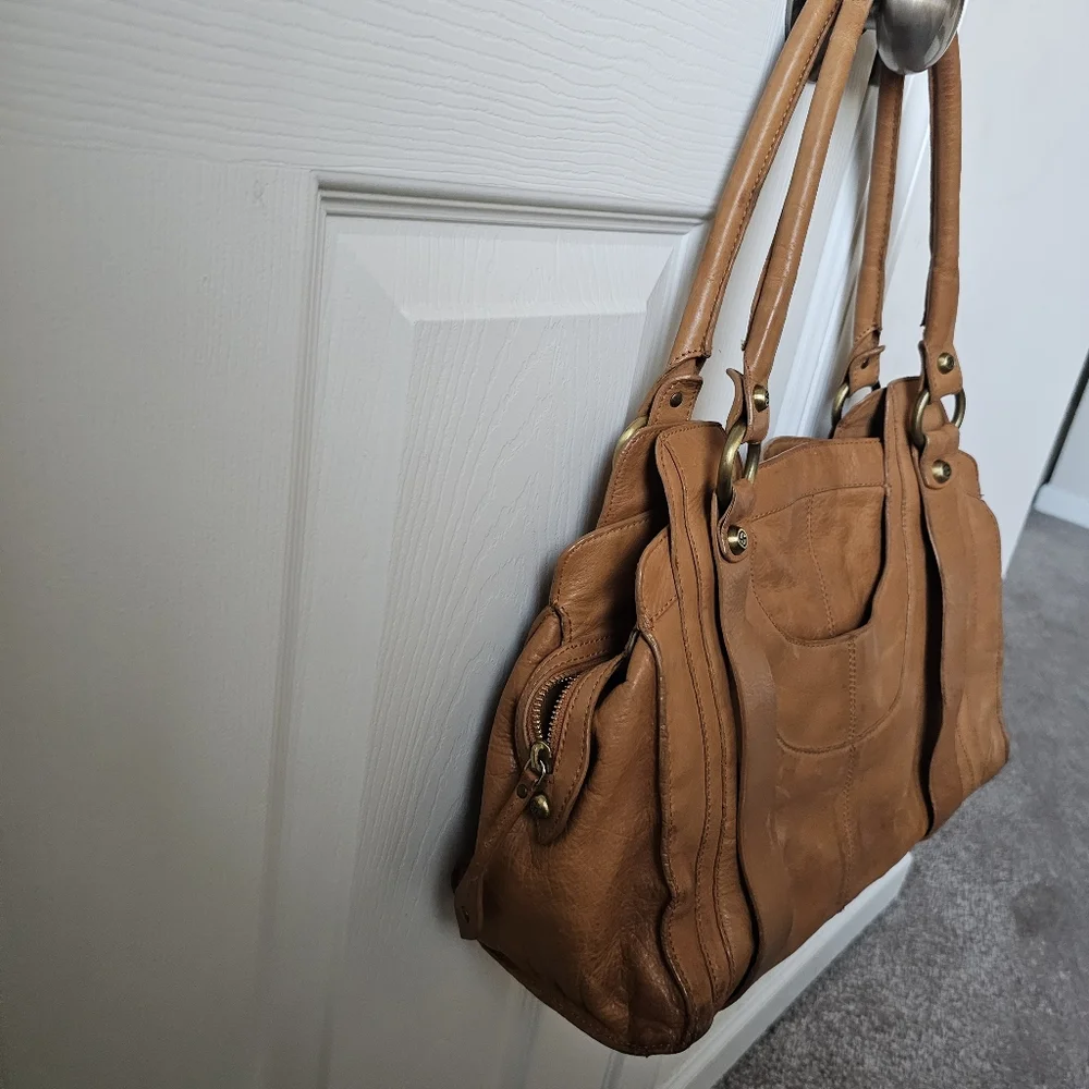 Francesco Biasia Leather Shoulder Bag
